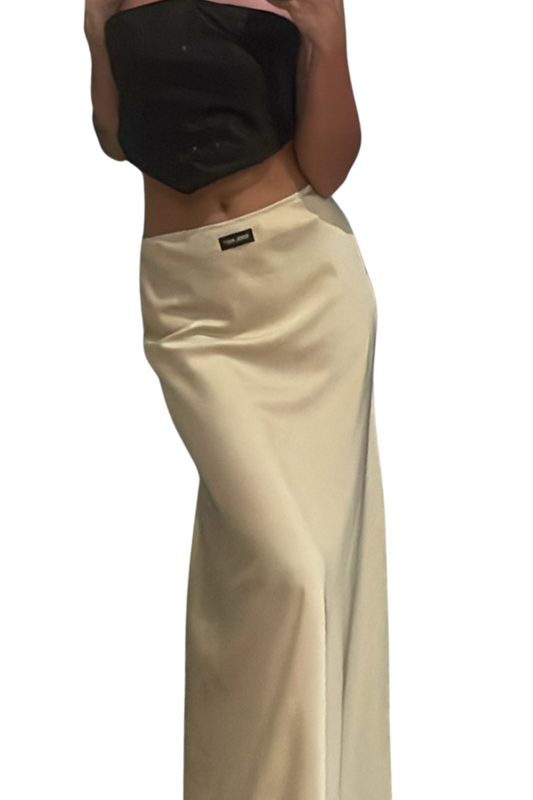 Long label beige skirt